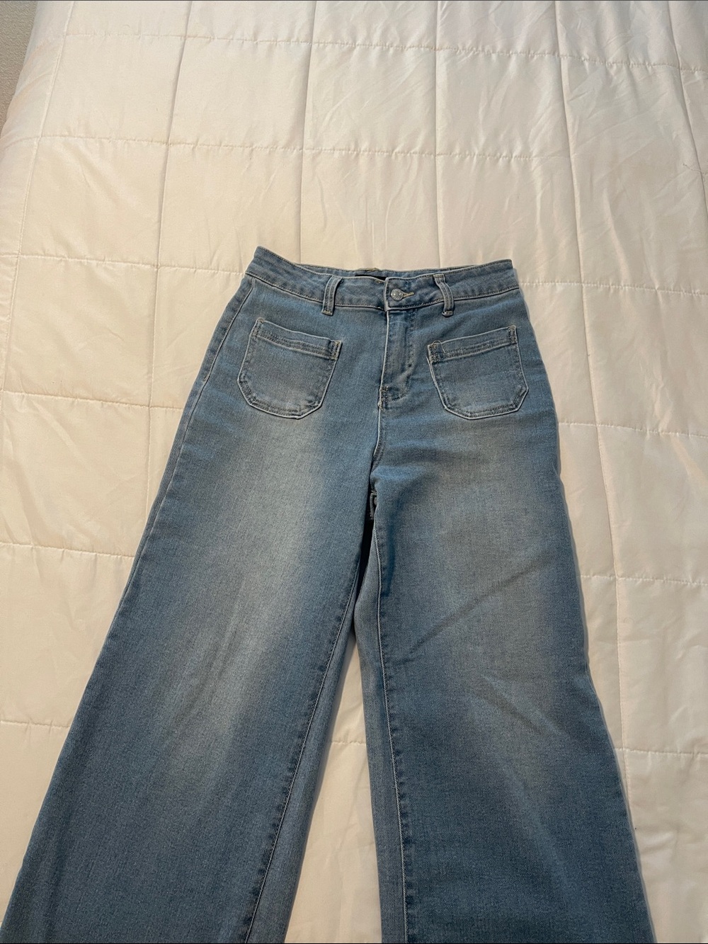 Express Light Blue Wide Leg High-Rise Jeans